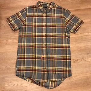 Pac Sun ☀️ Short Sleeve Casual Plaid Button down